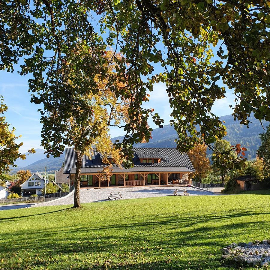 Nest Lodge Вайсбриах Экстерьер фото